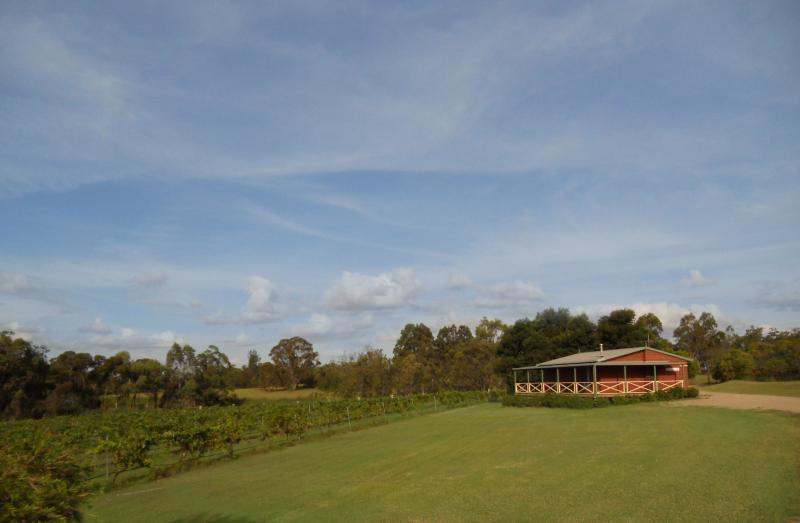 פוקולבין Cabins On Halls מראה חיצוני תמונה